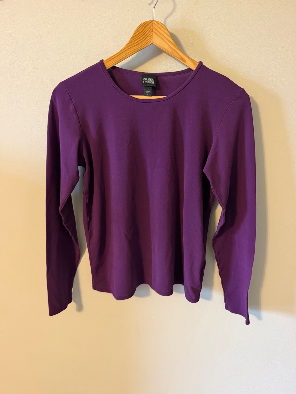 Eileen Fisher Stretch Silk Jersey Scoop Neck Top in Berry Bloom